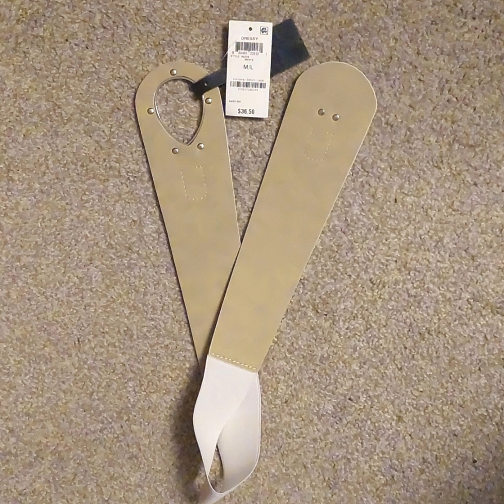 INC International Concepts White Belt Accessories, Size M/L - Picture 3 of 4
